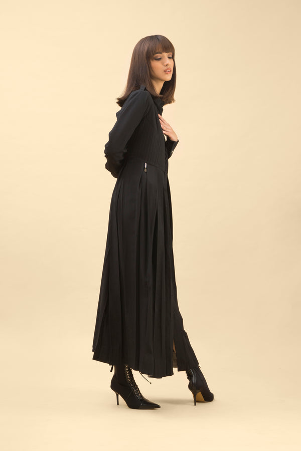 Zaha M-1 - Long Shirt Dress